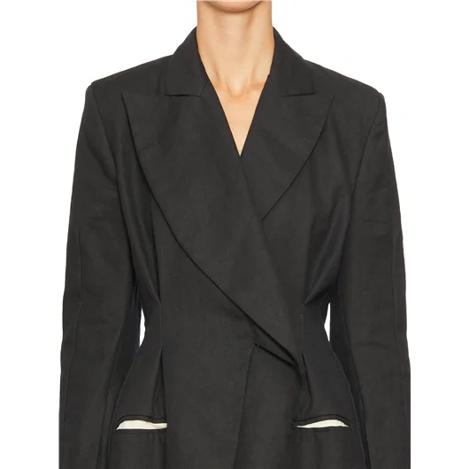 ALESSANDRA MARCHI BLAZER CON REVER ASIMMETRICO