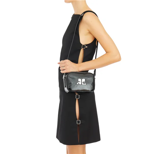 COURREGES BORSA CAMERA IN PELLE